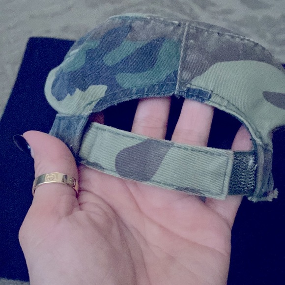 ❤️ Just  a cute camouflage with rhinestones skull hat by G. - Picture 3 of 7